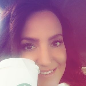 Meet your Posher, Briana